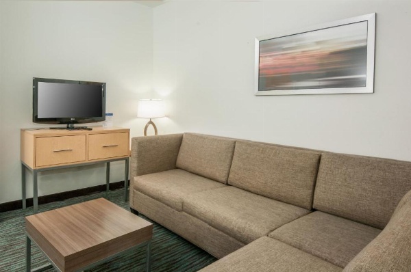 Holiday Inn Express Hotel & Suites San Antonio - Rivercenter Area image 16