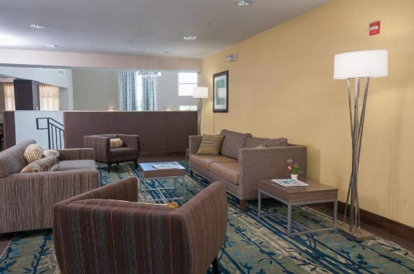 Holiday Inn Express Hotel & Suites San Antonio - Rivercenter Area image 17